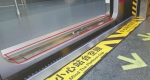 一颗珍珠逼停地铁：车门被卡无法关 后续车全线晚点 - Sichuan.Scol.Com.Cn