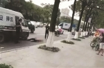 押运员枪击砸车男，引发广泛关注。 - News.Sina.com.Cn