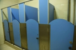 　这是事发的厕所。（新华社记者李文摄） - News.Sina.com.Cn
