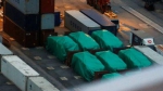 香港海关扣押了9辆从台湾运往新加坡的装甲车 - News.Sina.com.Cn