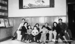 1983年的家庭合影 - News.Sina.com.Cn