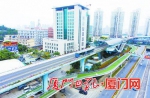 空中自行车道与BRT“相伴而行”。（本报记者张奇辉航拍器摄） - News.Sina.com.Cn