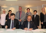 8. 2014年11月，李言荣校长访问瑞典皇家理工学院，两校签署合作协议.jpg - 电子科技大学