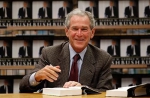 前总统小布什（George W. Bush）过去主政期间，每年春节也都会发表新春谈话。 - News.Sina.com.Cn