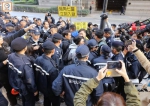 警察维持秩序 东网 - News.Sina.com.Cn