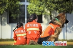 遂宁消防拍亲子照 “异地恋”母女警营圆梦 - Sichuan.Scol.Com.Cn