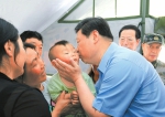 总书记亲吻的小男孩5岁了 骆俊诚：“长大想当消防员” - Sichuan.Scol.Com.Cn