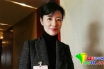 全国政协委员周涛。中国青年网记者 杨月 摄 - News.Sina.com.Cn