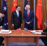 图为3月24日，国务院总理李克强与澳大利亚总理特恩布尔在堪培拉议会大厦，共同见证了中澳两国八份合作文件的签署。 - News.Sina.com.Cn