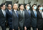 袭击“占中”人士7名警员获刑两年（资料图） - News.Sina.com.Cn