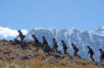资料图片：西藏一边防连巡逻。新华社发 - News.Sina.com.Cn