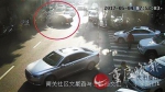 交巡警正在拦车 - News.Sina.com.Cn
