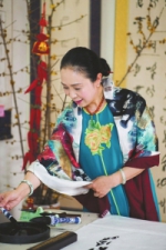世界上发现的唯一女性文字女书 隐藏成都的"雪花秘扇" - Sichuan.Scol.Com.Cn