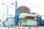 5月25日，完成穹顶吊装的福清核电5号机组。新华社记者 姜克红摄 - News.Sina.com.Cn