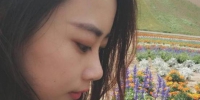 旅行期间，危秋洁在微博里发出自己的照片。 - News.Sina.com.Cn