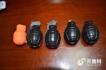 让民警哭笑不得的是，这5枚教练手雷是两个大学生来青旅游时在城阳某地摊购买的，只为了带回学校在伙伴们面前显摆一下…… - News.Sina.com.Cn