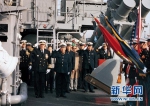 1986年11月，刘华清同志检阅来访的美国太平洋舰队编队。 - News.Sina.com.Cn