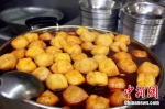 这种食物那么臭很多人上瘾 看完你可能也想来一碗 - News.Sina.com.Cn