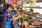 这种食物那么臭很多人上瘾 看完你可能也想来一碗 - News.Sina.com.Cn