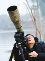  成都青龙湖边用镜头“打鸟”的城市猎人 - Sichuan.Scol.Com.Cn