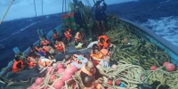 泰国普吉岛两艘船翻覆致7人失踪 船上有中国游客 - News.Sina.com.Cn