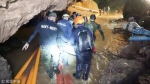 当地时间2018年7月10日，泰国清莱，经过3轮营救，泰国被困洞穴的12名少年足球队员和1名教练，于当晚全部成功获救。图片来自视觉中国 - News.Sina.com.Cn