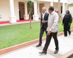 奥巴马卸任后首次重返肯尼亚 这次是去干嘛呢？ - News.Sina.com.Cn