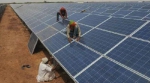▲资料图片：印度泰米尔纳德邦的一处太阳能发电厂 - News.Sina.com.Cn