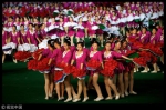 朝鲜团体操的演出场面。（视觉中国） - News.Sina.com.Cn