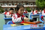 活字印刷和古籍缮本搬进了校园。 - Sc.Chinanews.Com.Cn