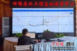 理塘县环卫信息化运营中心一角。黄炼摄 - Sc.Chinanews.Com.Cn