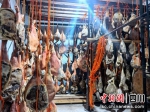 品种丰富的肉制品。(会东县委宣传部供图) - Sc.Chinanews.Com.Cn