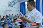 南充蓬安：爱护牙齿 从小做起 - Sc.Chinanews.Com.Cn