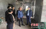 卫生项目建设安全检查。荣县卫健 供图 - Sc.Chinanews.Com.Cn