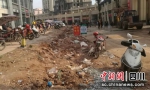 改造前的湖滨西街。 - Sc.Chinanews.Com.Cn