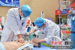 临床医学赛道。刘亿阳 摄 - Sc.Chinanews.Com.Cn