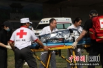 救援队员和医护人员正在进行应急救护演练。 四川省红十字会供图 - Sc.Chinanews.Com.Cn