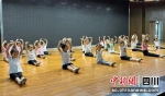 暑期托管舞蹈课程。 旌阳区融媒体中心供图 - Sc.Chinanews.Com.Cn